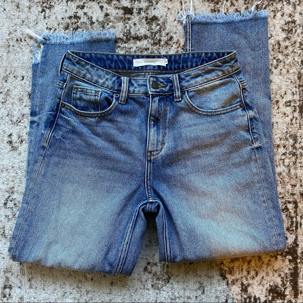Hidden Jeans Size 26 | Straight Leg Mom Jeans with Frayed Ankle Cut